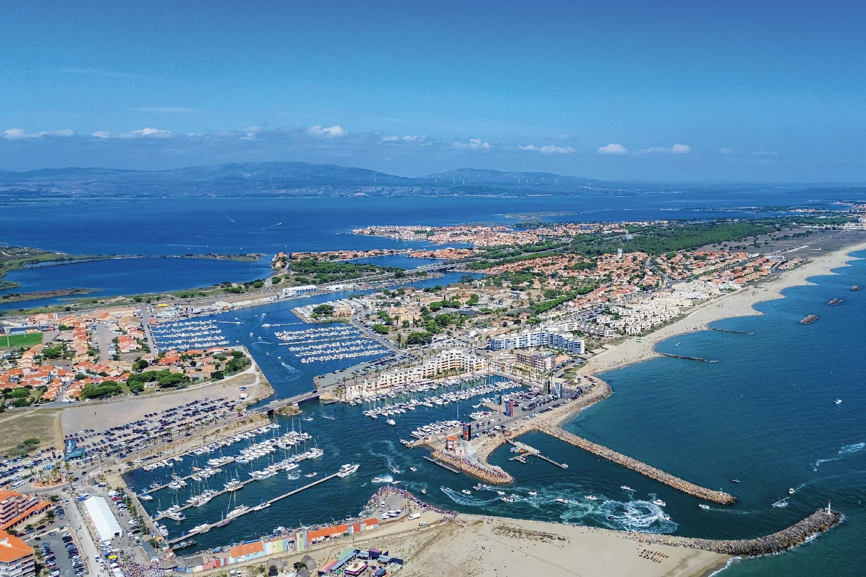 Port Barcarès photo, one of the clients of YouNav marina management software